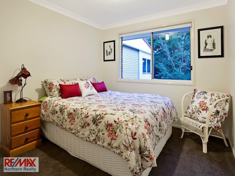 16 Yellow Button Close, Warner QLD 4500