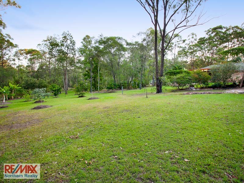 16 Yellow Button Close, Warner QLD 4500
