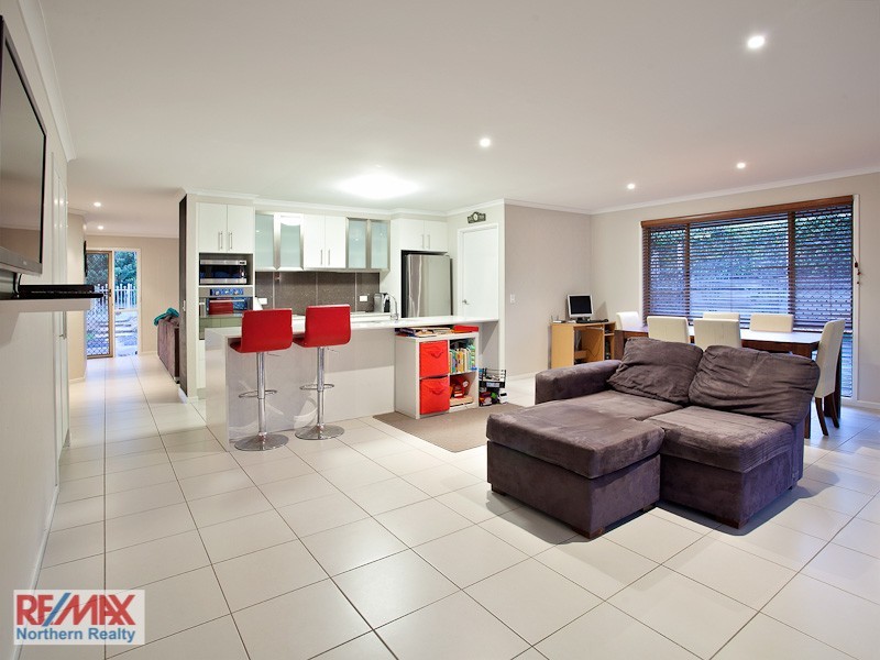 22 Hero Street, Eatons Hill QLD 4037