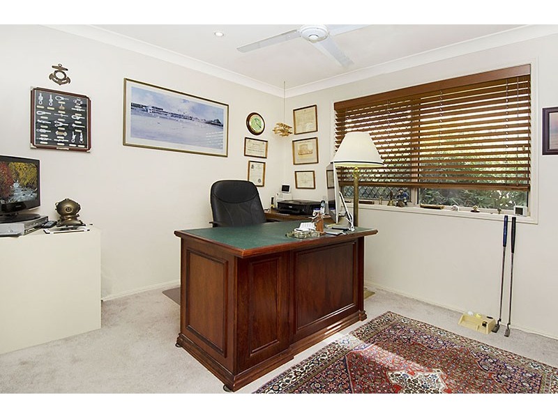 7 Wattle Close, Bridgeman Downs QLD 4035