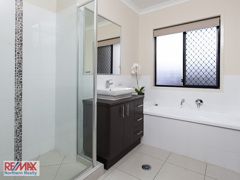 1 Grevillea Court, Griffin QLD 4503