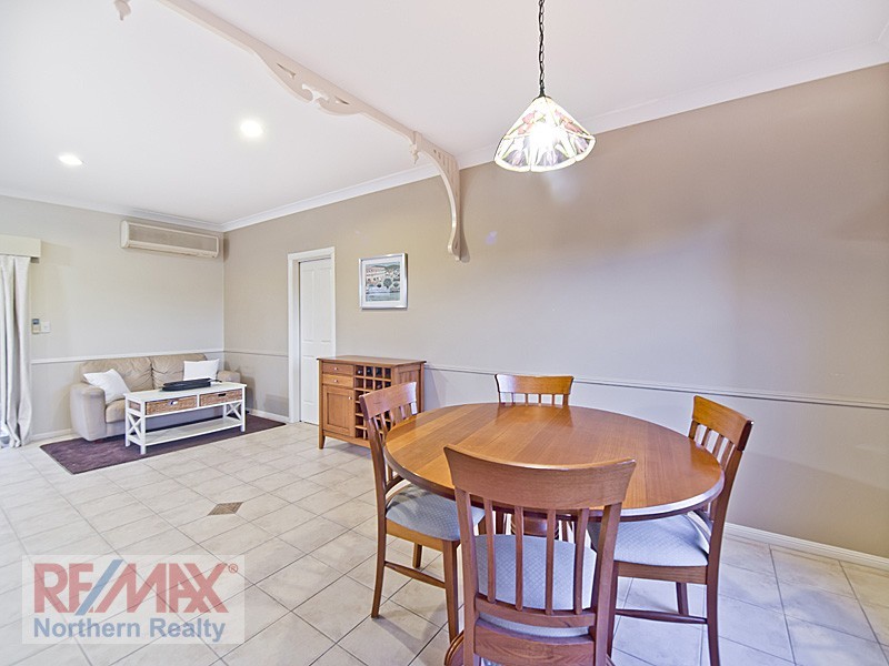 5 Palm Ct, Albany Creek QLD 4035