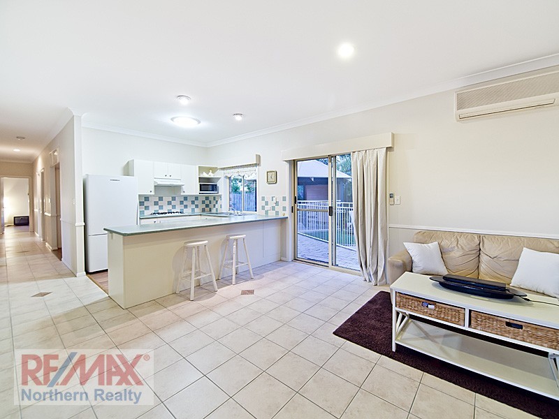 5 Palm Ct, Albany Creek QLD 4035