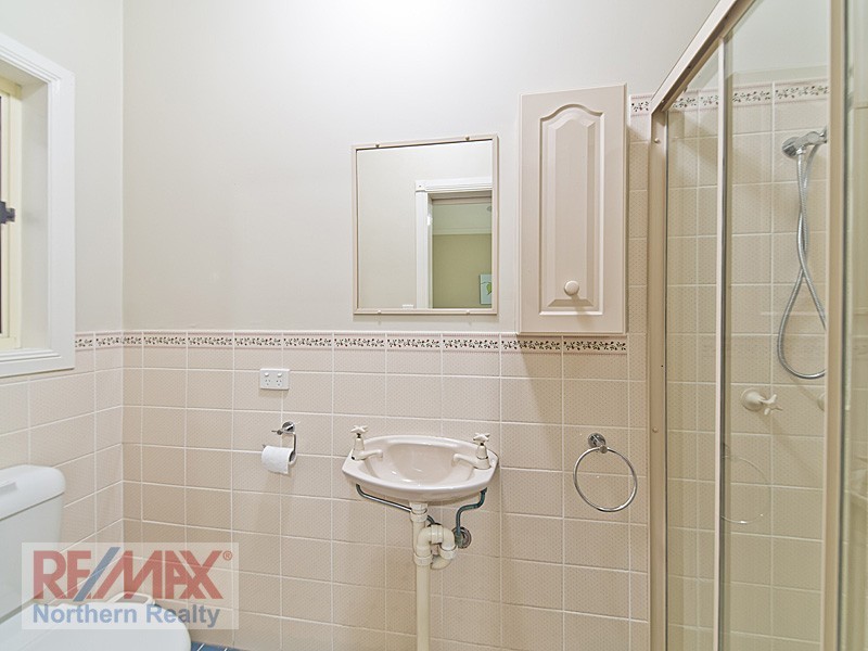 5 Palm Ct, Albany Creek QLD 4035