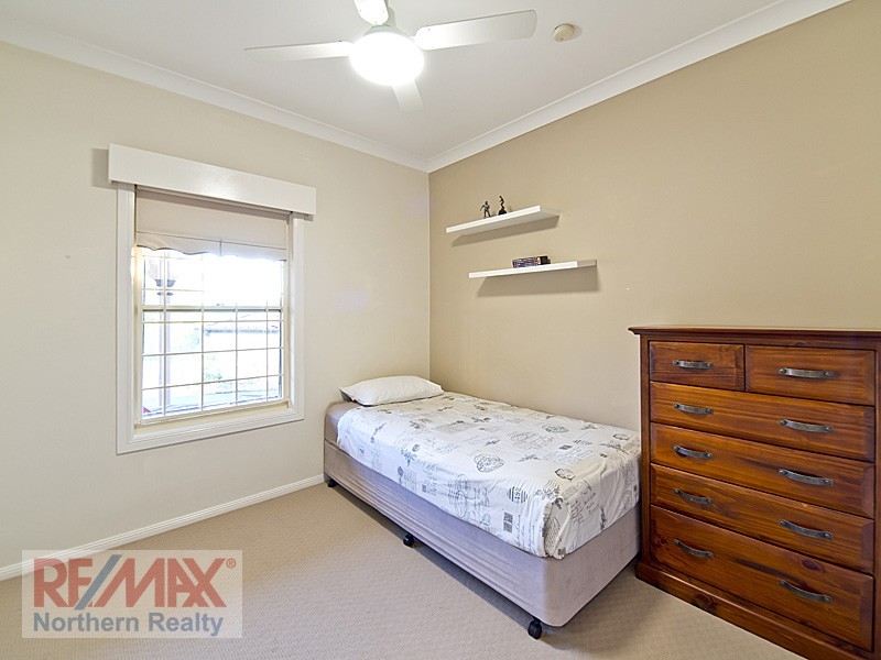 5 Palm Ct, Albany Creek QLD 4035