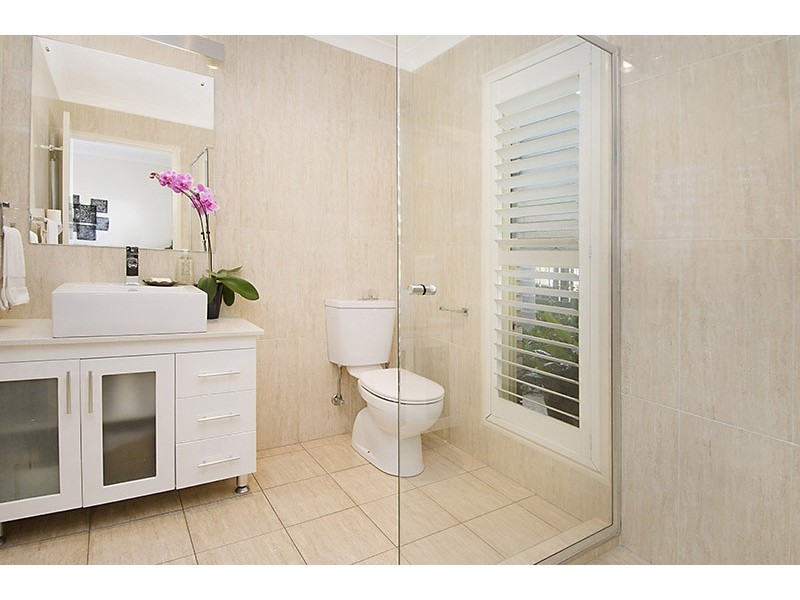 7 Myrtle Crescent, Bridgeman Downs QLD 4035