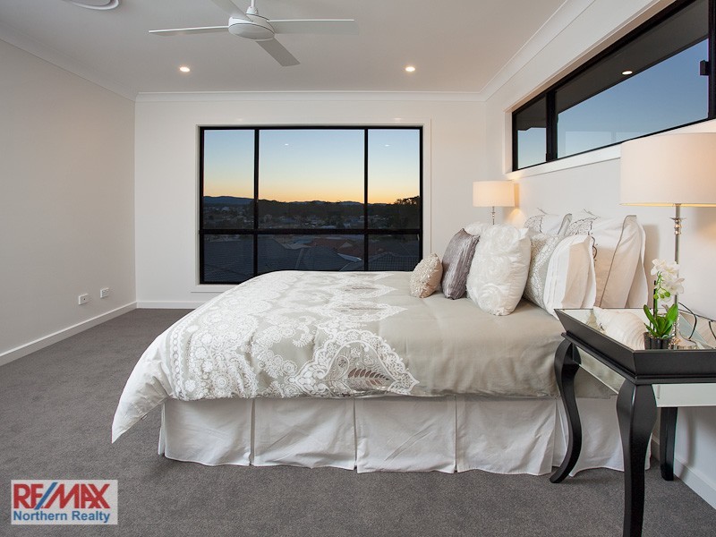 25 Hillary Drive, Warner QLD 4500