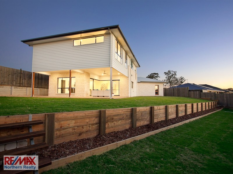 25 Hillary Drive, Warner QLD 4500