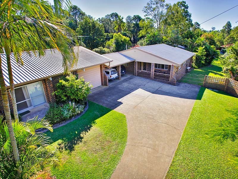 32 Akers Rd, Lawnton QLD 4501
