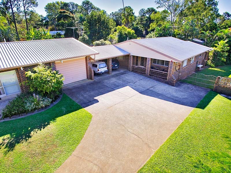 32 Akers Rd, Lawnton QLD 4501