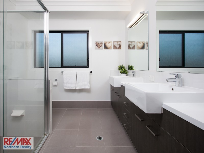 110 Corvus Drive, Cashmere QLD 4500