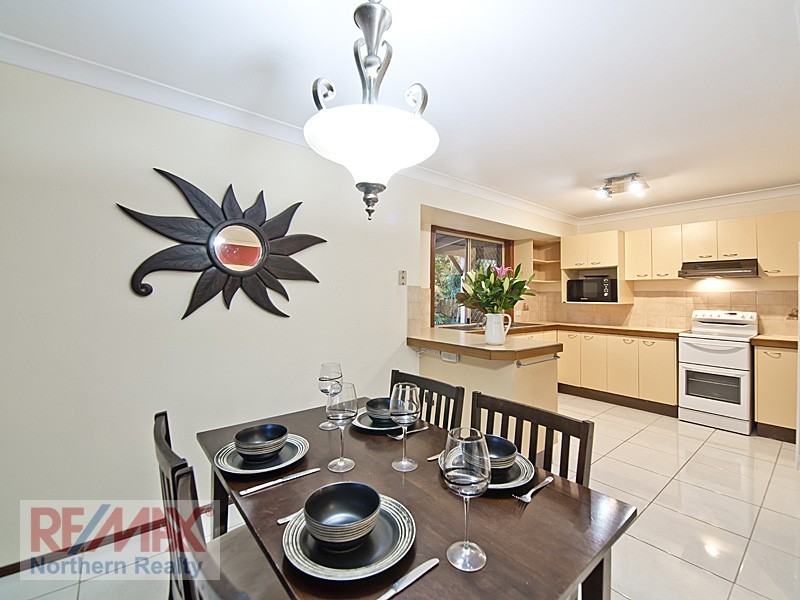 26 Voltaire Cres, Petrie QLD 4502