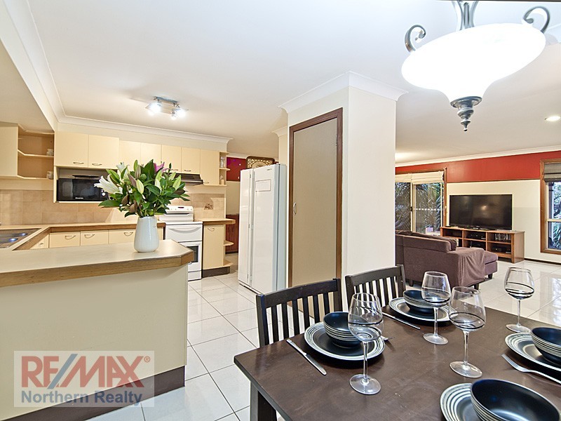 26 Voltaire Cres, Petrie QLD 4502