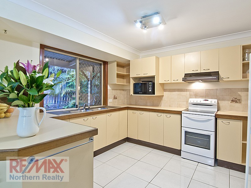 26 Voltaire Cres, Petrie QLD 4502