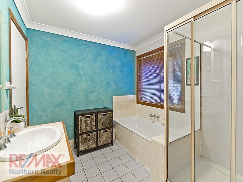 26 Voltaire Cres, Petrie QLD 4502