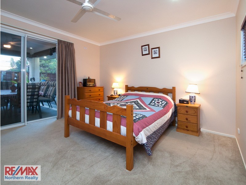 6 Nicklaus Parade, North Lakes QLD 4509