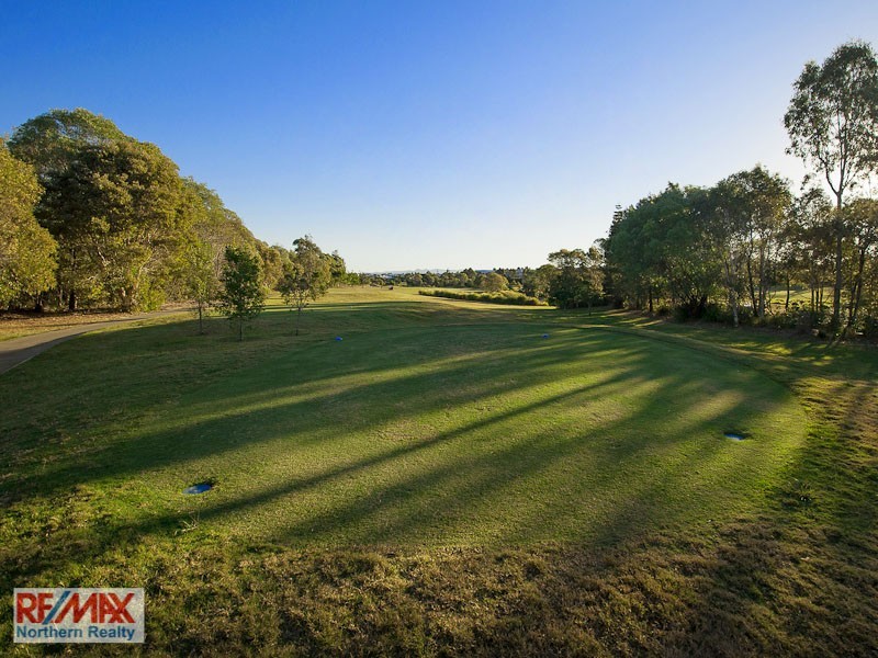 6 Nicklaus Parade, North Lakes QLD 4509