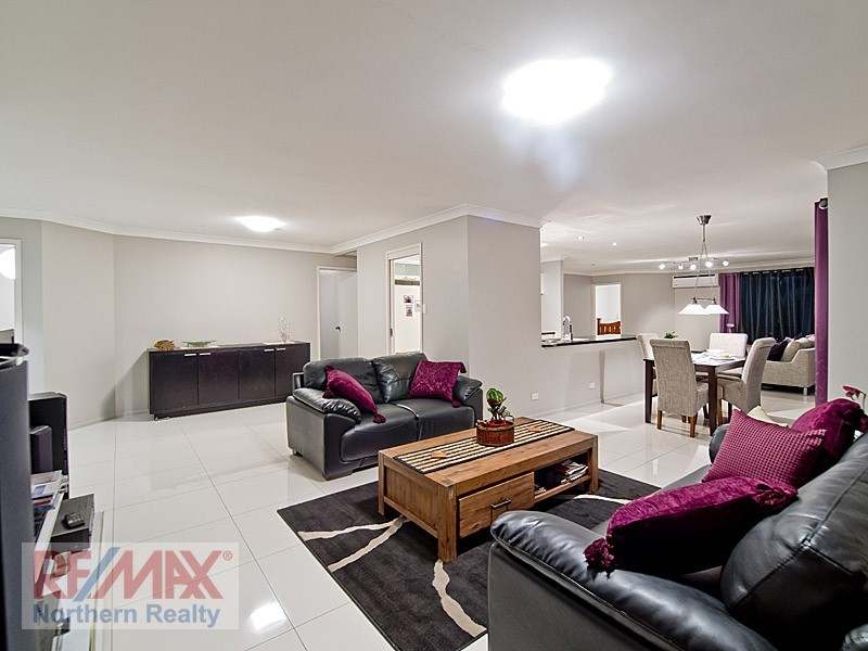 44 Tanager St, Albany Creek QLD 4035