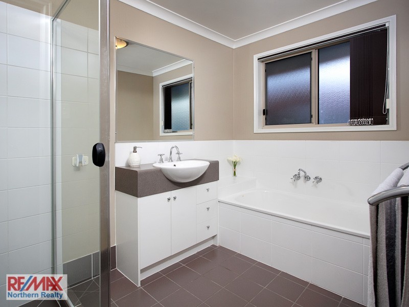 5 Barcoo Pl, Joyner QLD 4500