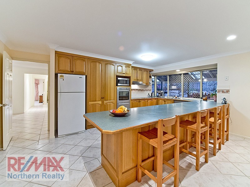 21 Silvereye Crescent, Albany Creek QLD 4035