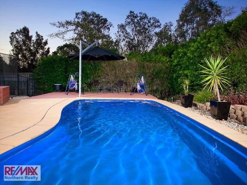 5 Farr Place, Petrie QLD 4502