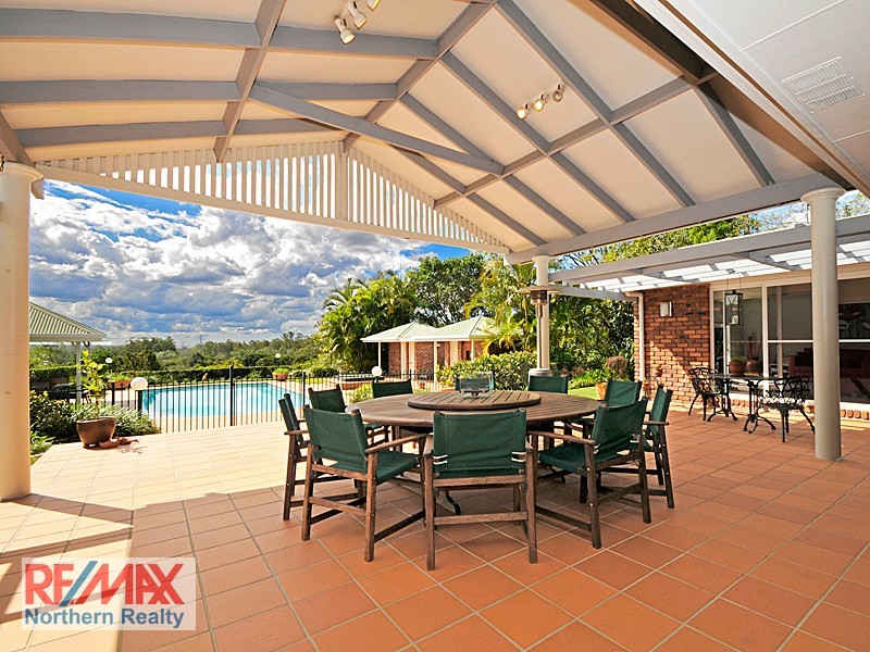 6 Koala Court, Bunya QLD 4055