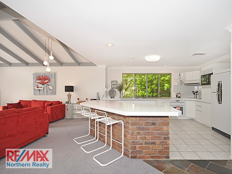 6 Koala Court, Bunya QLD 4055