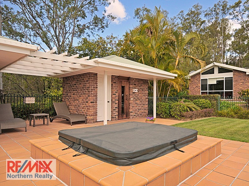 6 Koala Court, Bunya QLD 4055