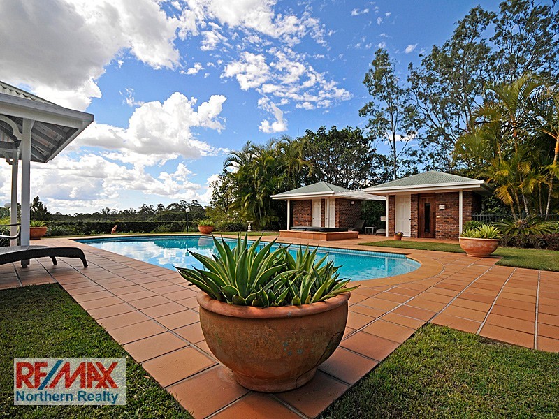 6 Koala Court, Bunya QLD 4055