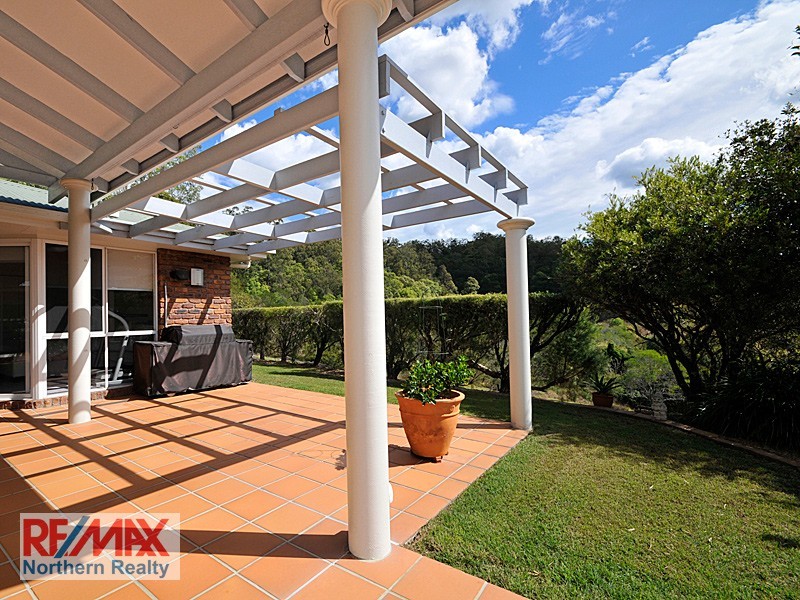 6 Koala Court, Bunya QLD 4055