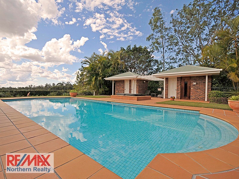 6 Koala Court, Bunya QLD 4055