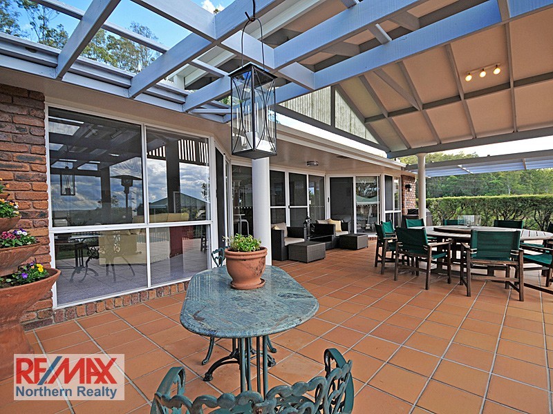 6 Koala Court, Bunya QLD 4055