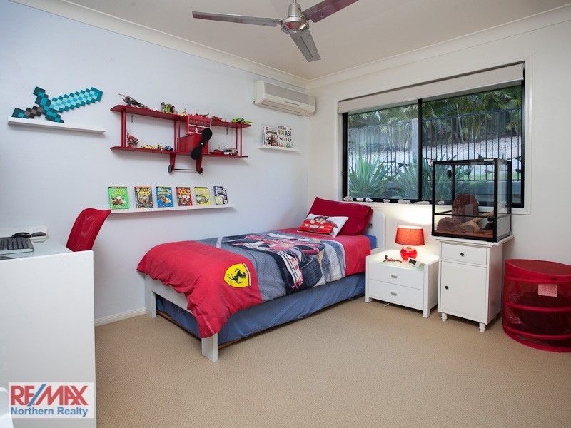 60 Affleck Avenue, Petrie QLD 4502