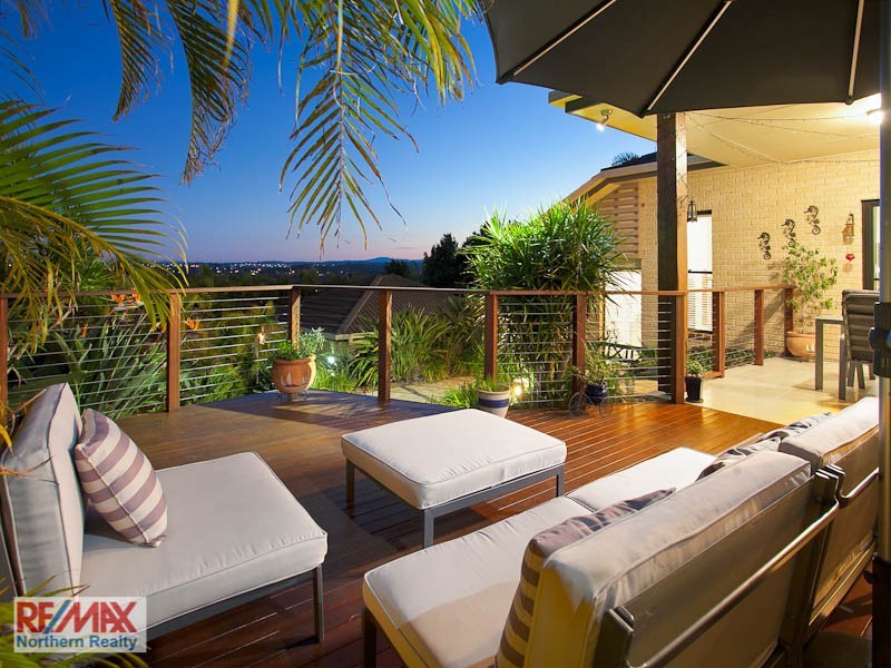 60 Affleck Avenue, Petrie QLD 4502