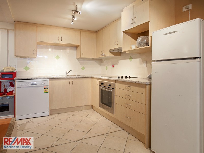 12 Whittaker Street, Chermside West QLD 4032