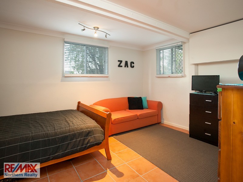 12 Whittaker Street, Chermside West QLD 4032