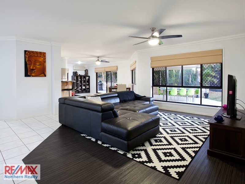 14 Faraday Court, Kallangur QLD 4503