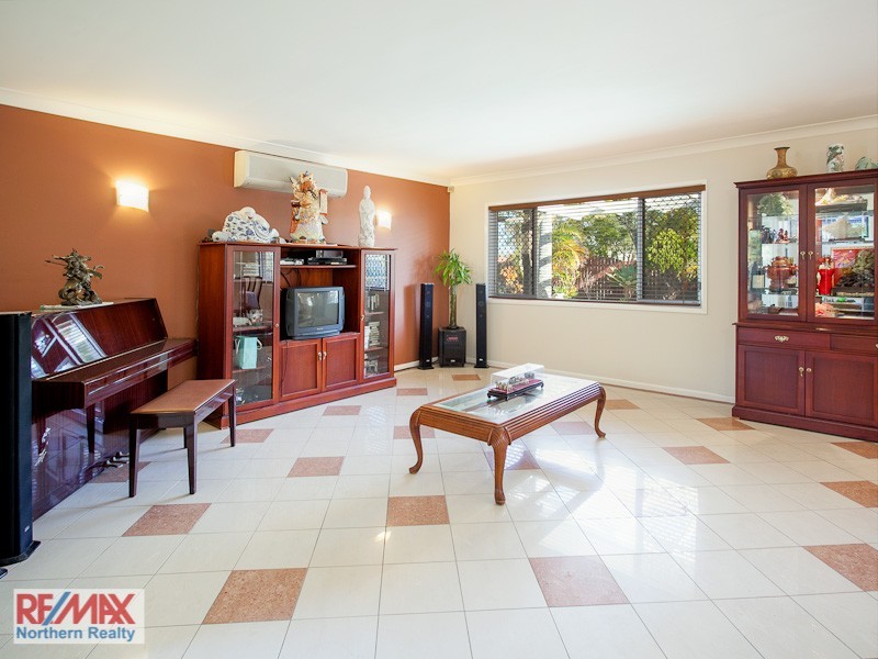 2 Cawarra Street, Carseldine QLD 4034