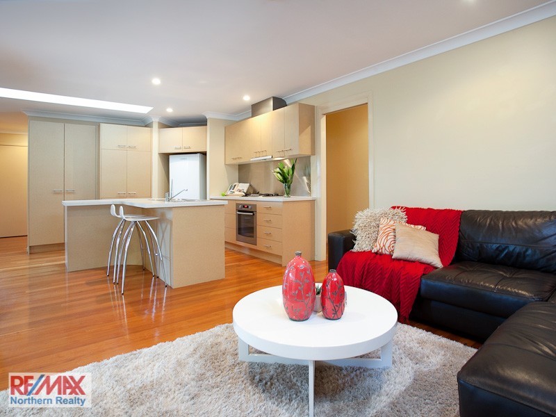 11 Valencia Court, Eatons Hill QLD 4037