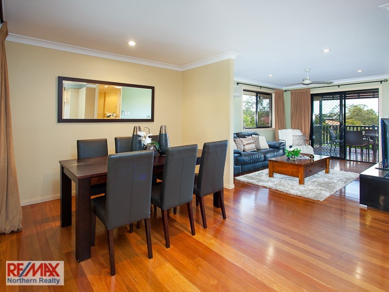 11 Valencia Court, Eatons Hill QLD 4037