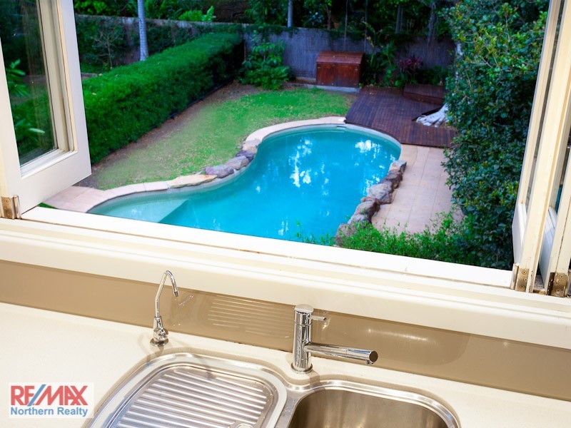 16 Plant Street, Ashgrove QLD 4060