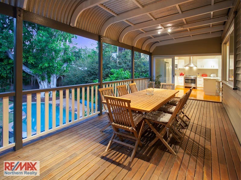 16 Plant Street, Ashgrove QLD 4060