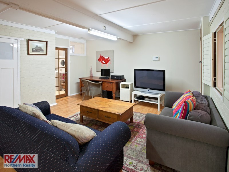 16 Plant Street, Ashgrove QLD 4060