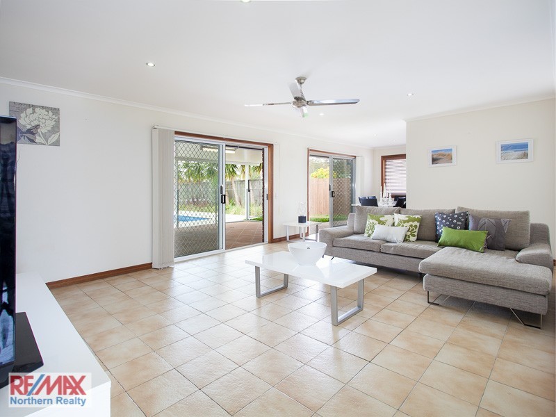 10 Jocasta Street, Eatons Hill QLD 4037