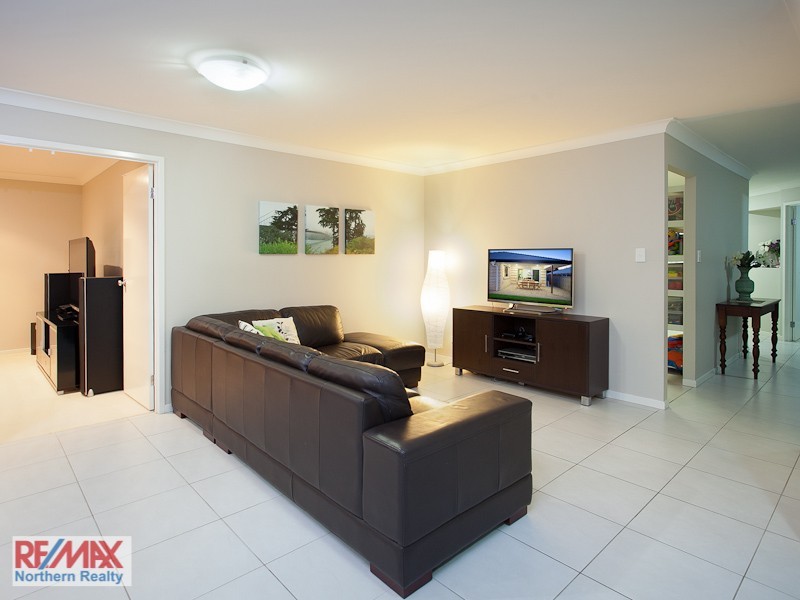 33 Delawar Rd, Warner QLD 4500