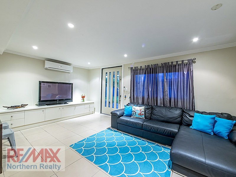 25 Wilson Ave, Albany Creek QLD 4035