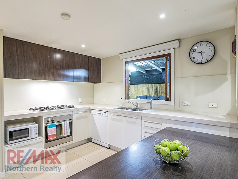 25 Wilson Ave, Albany Creek QLD 4035