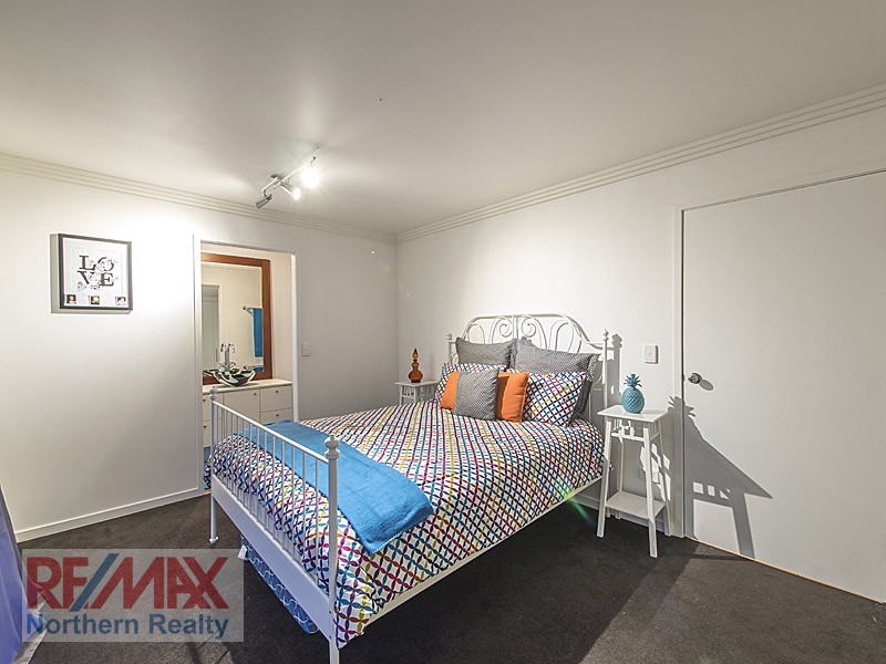 25 Wilson Ave, Albany Creek QLD 4035