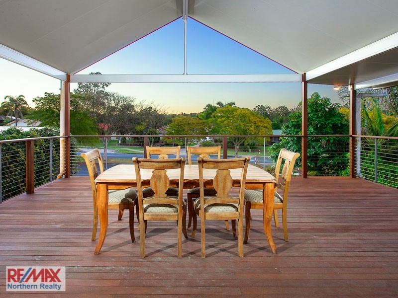 13 Queen Elizabeth Drive, Eatons Hill QLD 4037