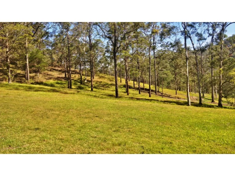 5 Krakatinni Close, Cedar Creek QLD 4520